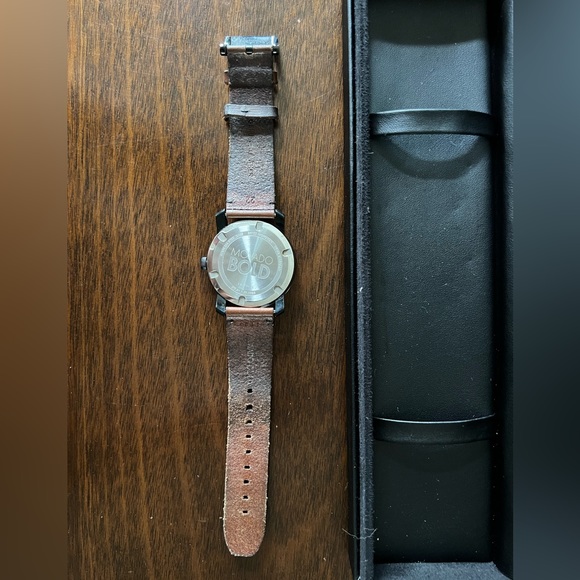 Movado BOLD Men’s Watch - Picture 5 of 5